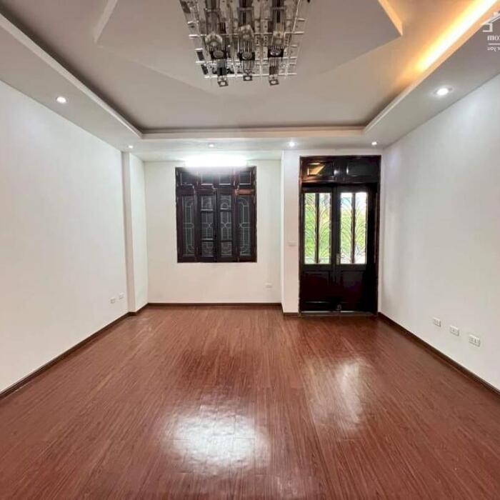 Hình ảnh 120 M2 LÔ GÓC 3 THOÁNG-KĐT VĂN QUÁN-KINH DOANH-ĐỐI DIỆN TRƯỜNG QUỐC TẾ CHIẾN THẮNG 19/5 1