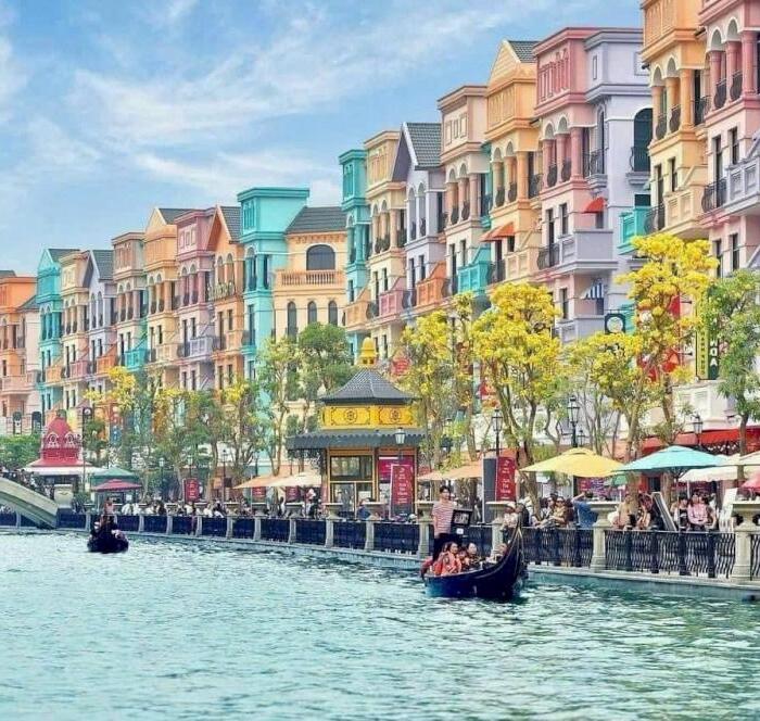 Hình ảnh Gia chủ chuyển đổi nên bán nhanh. Shophouse Grand World- Trực diện "dòng sông venice" Vinhomes Ocp3 0