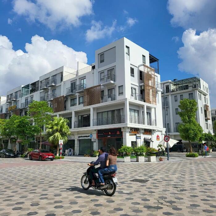 Hình ảnh Cho thuê sàn văn phòng 418m2 The manor central Park Nguyễn Xiển 1