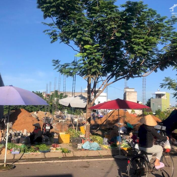 Hình ảnh MẶT TIỀN VIEW CHỢ HÀNG RƯỢU - PHƯỜNG TRƯƠNG QUANG TRỌNG - TRUC ĐƯỜNG NGUYỄN VĂN LINH- LH 034 846 8889 1