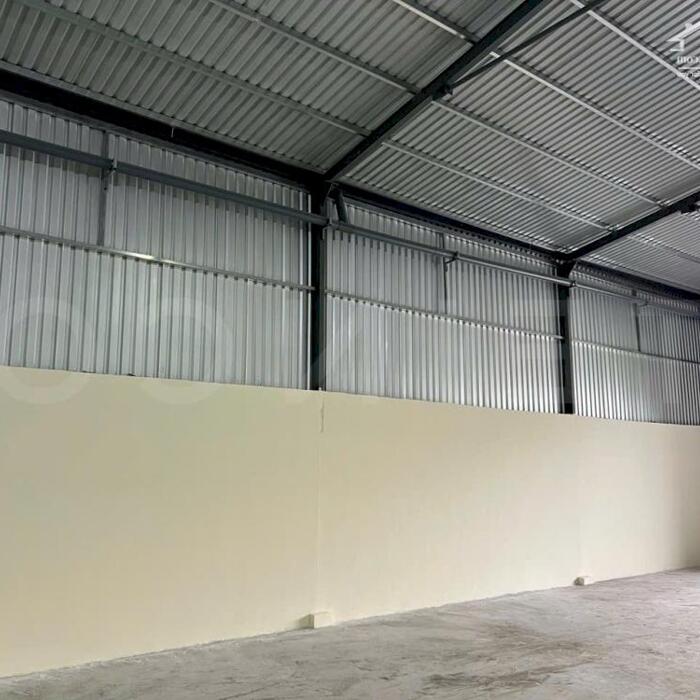 Hình ảnh Cho thuê kho xưởng bãi 530m² kho xây dựng 410m² trong KDC Ngân Thuận, P. Bình Thuỷ, Q. Bình Thuỷ, TP. Cần Thơ, thuê 20 triệu/ tháng (buông thuế) 4