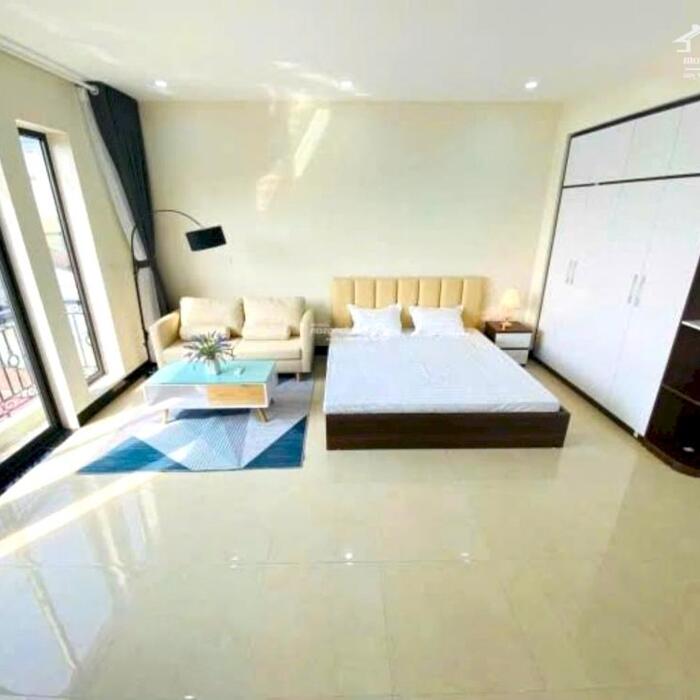 Hình ảnh Bán tòa CHDV Lê Thanh Nghị 160m2, Ngõ ô tô tải, doanh thu đỉnh 1