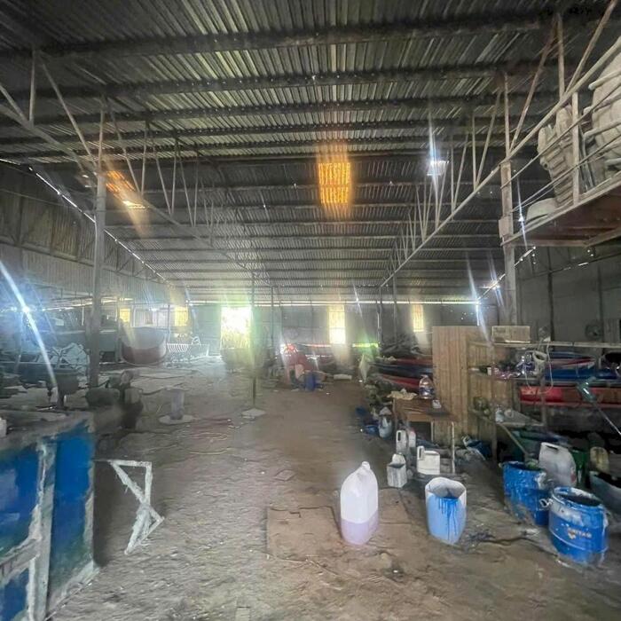 Hình ảnh Cho thuê kho xưởng 900m² khu vực Hưng Lợi, Q. Ninh Kiều, TP. Cần Thơ, thuê 30 triệu/ tháng (được cải tạo lại nhà kho) 1