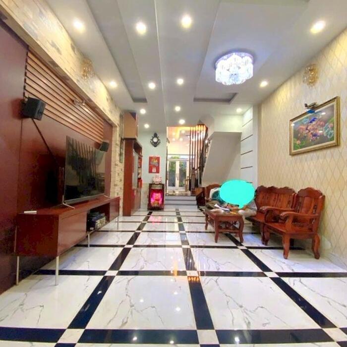 Hình ảnh BÁN NHÀ THỐNG NHẤT P.11 - 4 LẦU BTCT, 92M², ÔTÔ NGỦ TRONG NHÀ 2