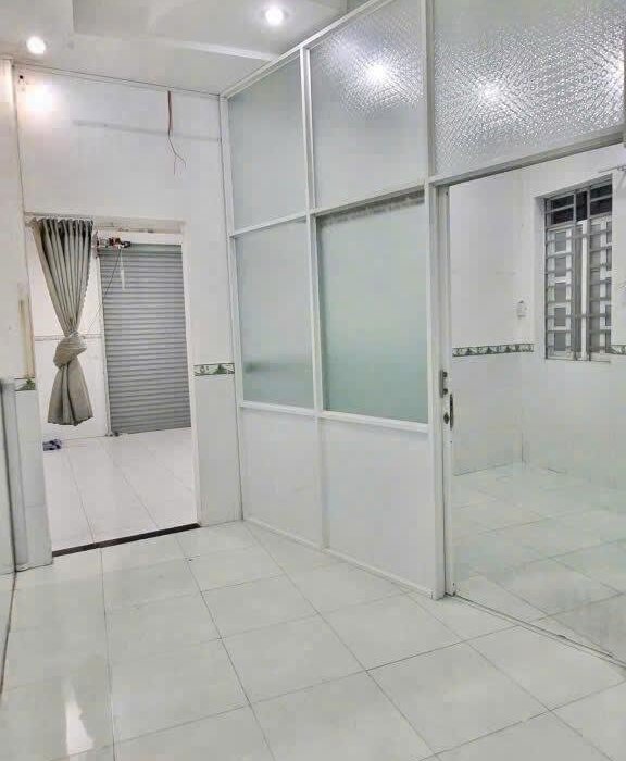 Hình ảnh Bán nhà trung tâm Biên Hoà 70m2 góc 2 mặt tiền, gần bánh kem Siu Siu giá chỉ 1,99 tỷ 3