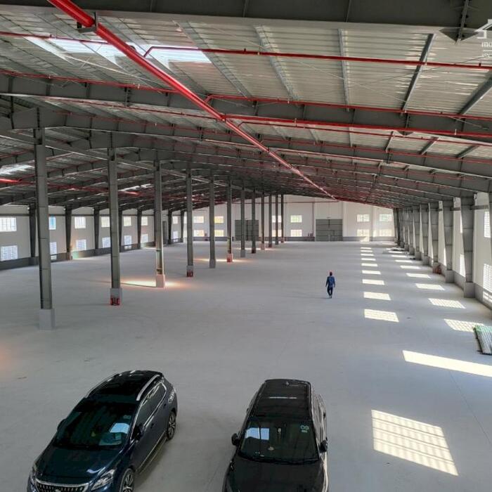 Hình ảnh Cho thuê 2400m2 xưởng mới trong KCN tại Long Thành, Đồng Nai, giá: 270 triệu, SX đa N.Nghề 2