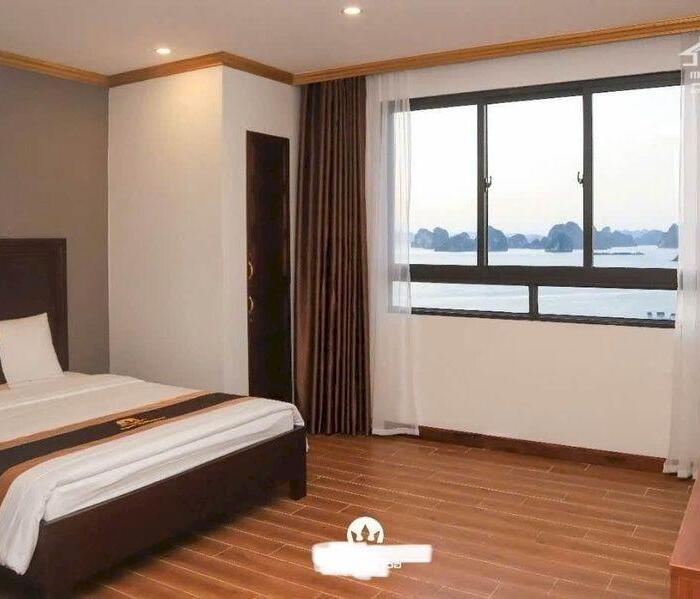 Hình ảnh Gia đình cần bán Khách Sạn 8 tầng View Biển 45 Phòng KD, Gần Bãi Tắm Cột 8, Hồng Hà, Tp. Hạ Long 4