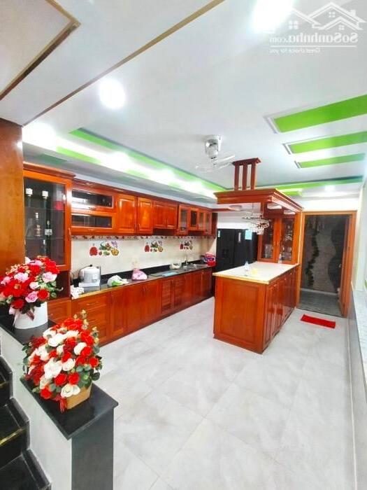 Hình ảnh Hẻm 6M, 4m x 21m: 84m2, 5 Tầng, Gần Công Viên Hoa, Lê Văn Thọ, P9, GV, Chỉ 8 Tỷ 1