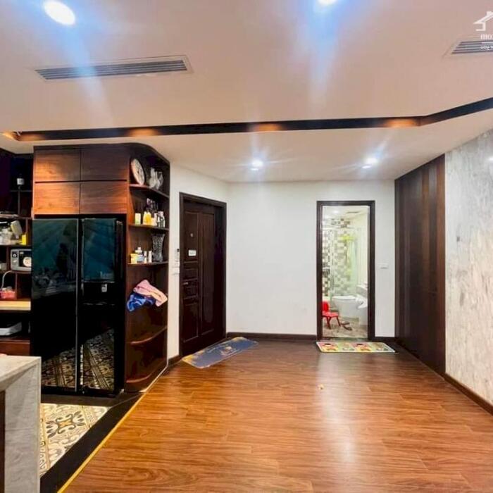 Hình ảnh LOUIS CITY ĐẠI MỖ – NHÀ ĐẸP HOÀN THIỆN FULL NỘI THẤT CAO CẤP – Ở VÀ LÀM VĂN PHÒNG LÝ TƯỞNG 5