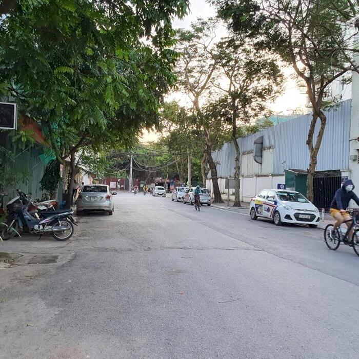 Hình ảnh Bán Gấp Tòa Nhà 6 tầng Kinh Doanh Homestay Phố Đặng Thai Mai, Tây Hồ: 82m2, Giá 22 tỷ 0