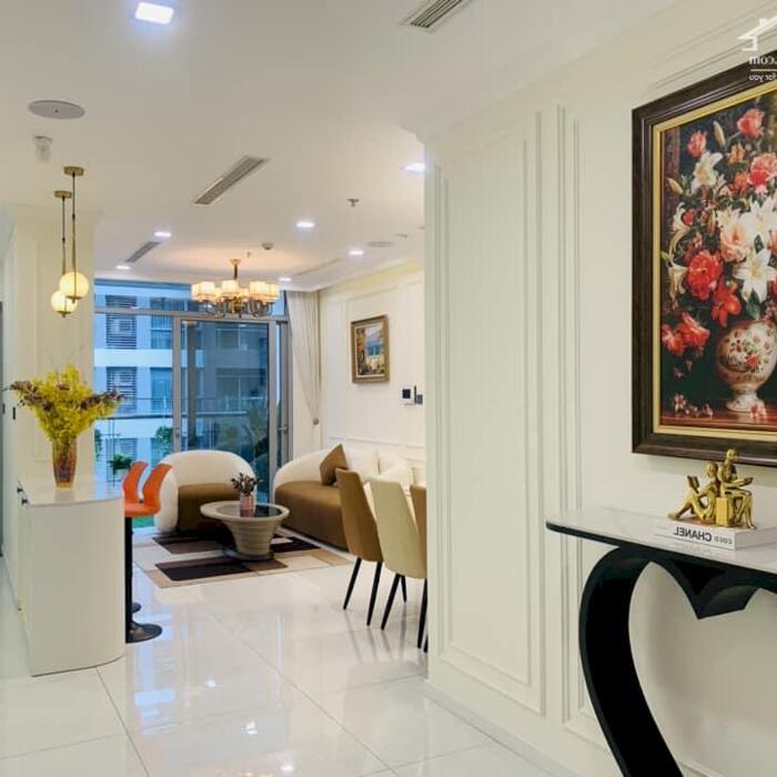 Hình ảnh Căn hộ 3PN, 2WC, DT 116m2, tầng 32 Vinhomes Central Park Tân Cảng khu Landmark 81 2