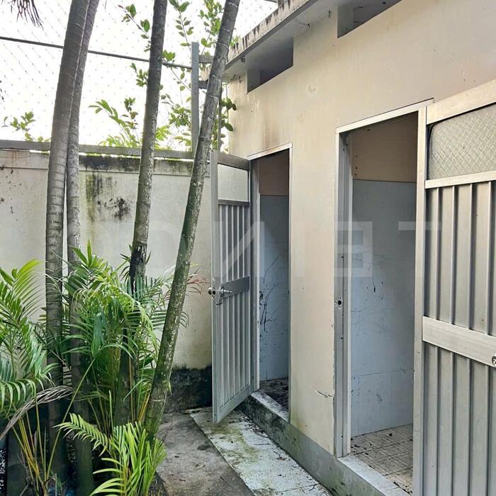 Hình ảnh Cho thuê nhà trệt 450m² có sân bãi và nhà kho 135m², mặt tiền đường Nhật Tảo, P. Lê Bình, Q. Cái Răng, TP. Cần Thơ, thuê 8 triệu/ tháng 9