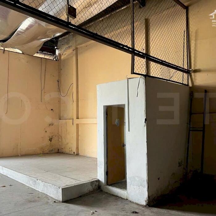 Hình ảnh Cho thuê kho xưởng bãi 300m² kho xây dựng 200m² có PCCC và điện 3 pha, đường Võ Văn Kiệt, P. Long Hoà, Q. Bình Thuỷ, TP. Cần Thơ, lộ Container, thuê 13 triệu/ tháng 1