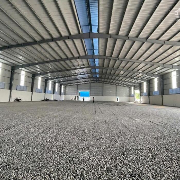 Hình ảnh Cho Thuê 20.000m2 Xưởng Mới 100% Ngoài KCN Tân Uyên Bình Dương 1