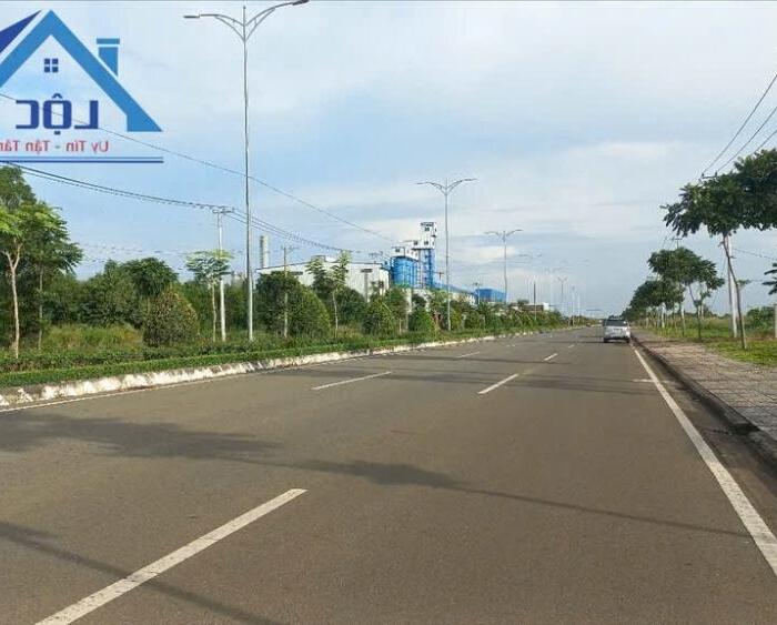 Hình ảnh Cho thuê xưởng 5000m2 Khu Công Nghiệp Bà Rịa - Vũng tàu giá 3,5usd. 2