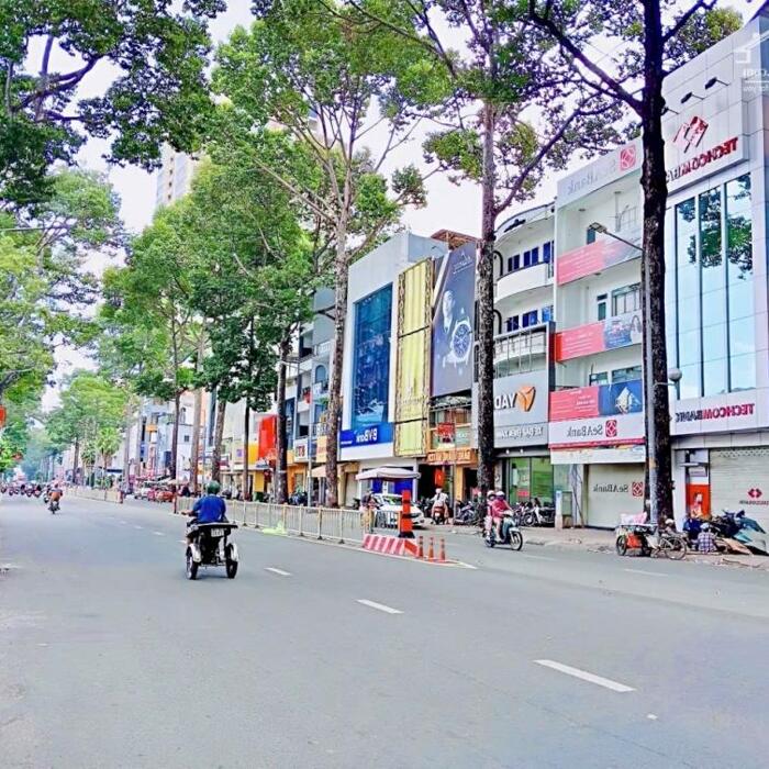 Hình ảnh Cho Thuê Nhà: 855 Trần Hưng Đạo - Phường 1 - Quận 5 ( 10x14m ) 2