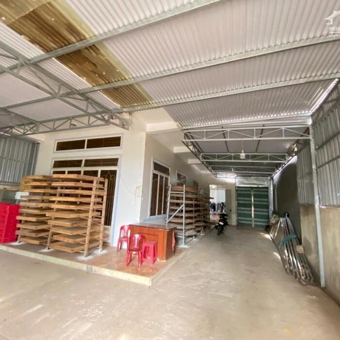 Hình ảnh Nhà mặt tiền đường nhựa 1000m2 gần nhà thờ An Hòa, thuận tiện buôn bán kinh doanh 3