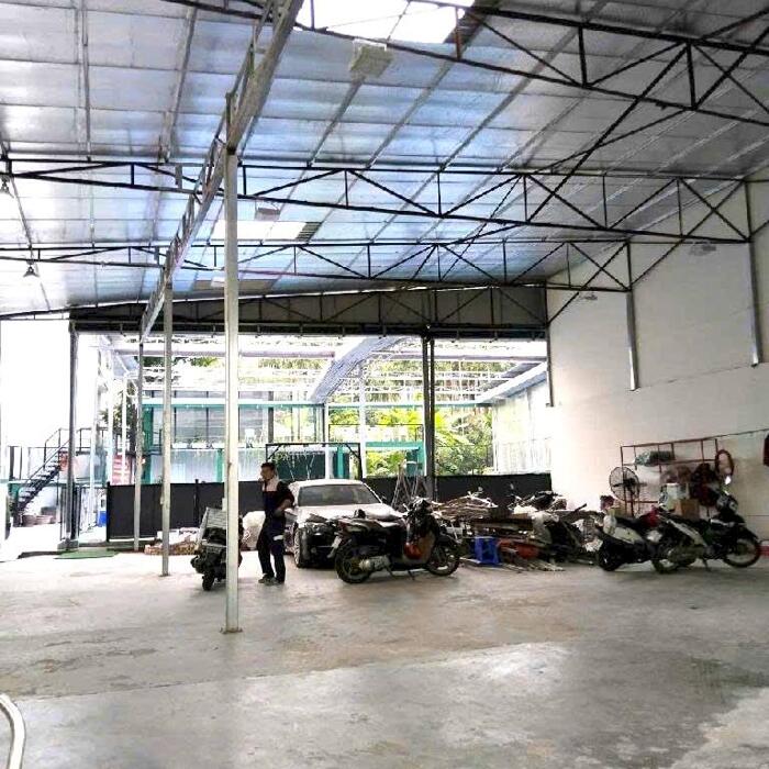 Hình ảnh Bán 1000m2 Mặt Phố Nguyễn Văn Cừ, 1 Mặt Phố, 1 Mặt ngõ, Vỉa hè 5m 3