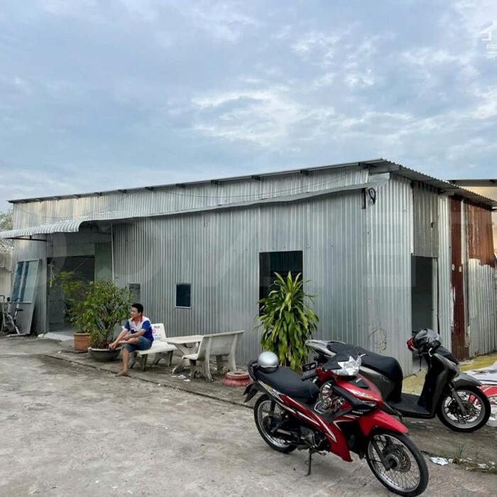 Hình ảnh Cho thuê kho xưởng bãi 1.000m² có 2 kho xây dựng 300m² có điện 3 pha, gần cầu Bình Thuỷ của Nguyễn Văn Linh, P. Long Tuyền, Q. Bình Thuỷ, TP. Cần Thơ, thuê 12 triệu/ tháng 7