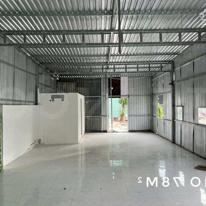 Hình ảnh Cho thuê kho xưởng bãi 1.000m² có 2 kho xây dựng 300m² có điện 3 pha, gần cầu Bình Thuỷ của Nguyễn Văn Linh, P. Long Tuyền, Q. Bình Thuỷ, TP. Cần Thơ, thuê 12 triệu/ tháng 4