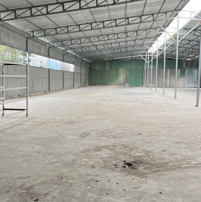 Hình ảnh CHO THUÊ XƯỞNG 1100m2 PHÙ HỢP LÀM KHO CHỨA HÀNG HOẶC SẢN XUẤT NHẸ TẠI PHƯỜNG HIỆP BÌNH PHƯỚC , THỦ ĐỨC. 2