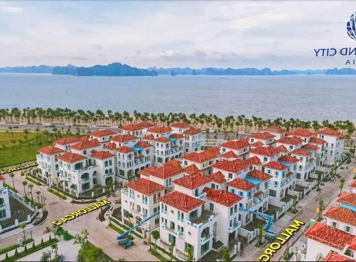 Hình ảnh Chính chủ bán Biệt thự 3,5 Tầng Tứ Lập 139m2 Sun Grand City Feria mặt Biển Bãi Cháy, Hạ Long. 6