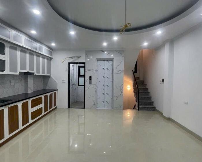 Hình ảnh Bán nhà Kim Mã 87m2 nhà đẹp oto vào nhà thang máy 19 tỷ 0