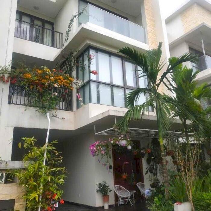 Hình ảnh Bán Biệt thự Garden Villa Thạch Bàn 150m2 - Sân vườn trước sau, nội thất nhập khẩu 0