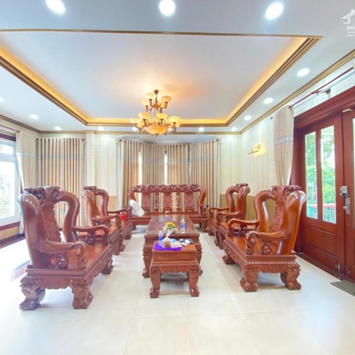 Hình ảnh BDS CHO THUÊ VILLA 583 M2 5PN HỒ BƠI THẠCH MỸ LỢI Q2 2