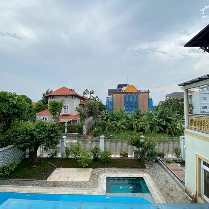 Hình ảnh BDS CHO THUÊ VILLA 583 M2 5PN HỒ BƠI THẠCH MỸ LỢI Q2 9