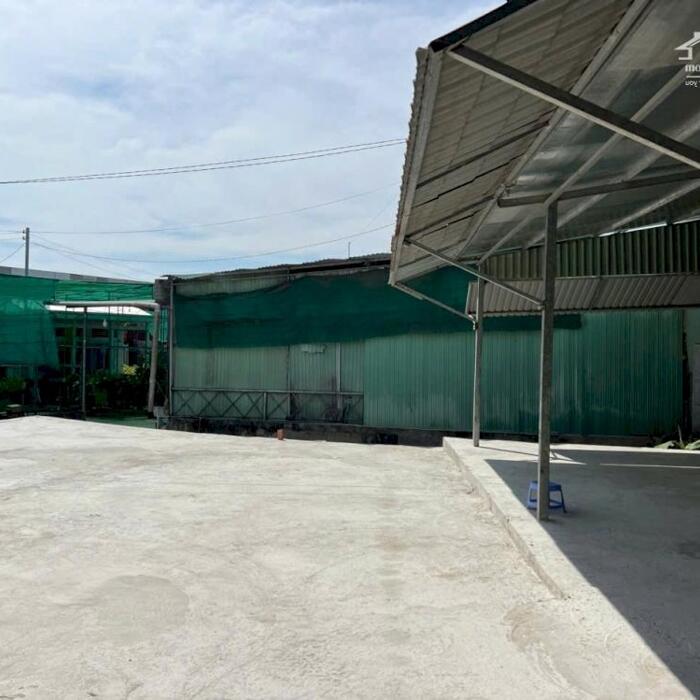 Hình ảnh Cho thuê mặt bằng kho bãi 310m² mặt tiền ngang 12m đường Quốc Lộ 91B Nguyễn Văn Linh gần trung tâm, P. Long Tuyền, Q. Bình Thuỷ, TP. Cần Thơ, lộ Container, thuê 12 triệu/ tháng 1