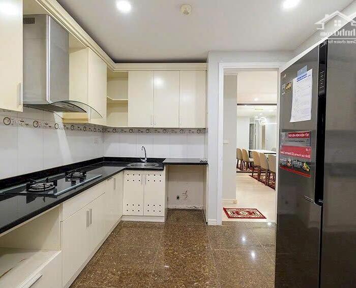 Hình ảnh Bán căn hộ tòa P1 Ciputra ,145m2 view nội khu xanh mát 2