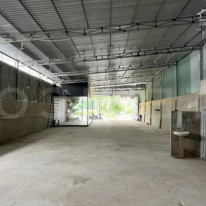 Hình ảnh Cho thuê kho xưởng 350m² mặt tiền ngang 10m đường Võ Văn Kiệt, P. Long Hoà, Q. Bình Thuỷ, TP. Cần Thơ, có điện 3 pha, lộ Container, thuê 20 triệu/ tháng 0