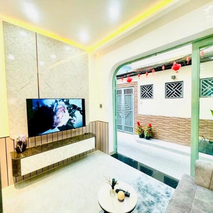 Hình ảnh Nhà mới 2 tầng 3PN ở ngay, phu phố Tây Nguyễn Công Trứ Bình Thạnh 1