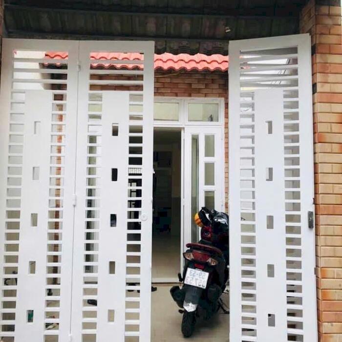Hình ảnh Hiếm, nhà 4 tầng đường Bùi Đình Túy, DT 50m2, 4 tầng, 6PN chỉ 114 tr/m2 1