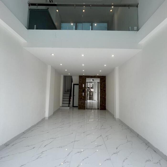 Hình ảnh BÁN NHÀ PHÚC LỢI, LONG BIÊN, LÔ GÓC 2 thoáng ngõ ô tô vào, thiết kế hiện đại đầy đủ công năng giá 6,5 tỷ. 3