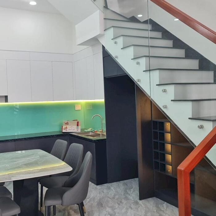 Hình ảnh Nhà thủ dầu một: 1 trêt 1 lầu . 4,1 x 27 sổ sẵn 2