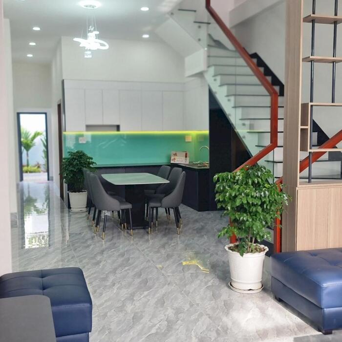 Hình ảnh Nhà thủ dầu một: 1 trêt 1 lầu . 4,1 x 27 sổ sẵn 4