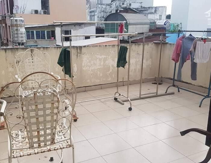 Hình ảnh Bán nhà hẻm xe hơi cách mặt tiền 20m đường Nguyễn Đình Chiểu p5 q3 2
