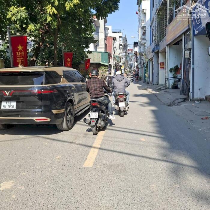 Hình ảnh LÔ GÓC NGÕ XUÂN ĐỈNH - BẮC TỪ LIÊM - 31M2 - 6 TẦNG - 8.X TỶ 3