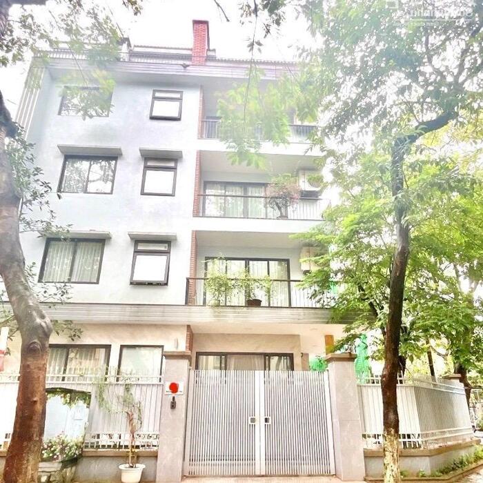 Hình ảnh Bán BT sân vườn đơn lập Linh Đàm - Vip - Giá đẹp - Lô góc - Hiếm - Nhà tâm huyết mới xây 2 năm 5