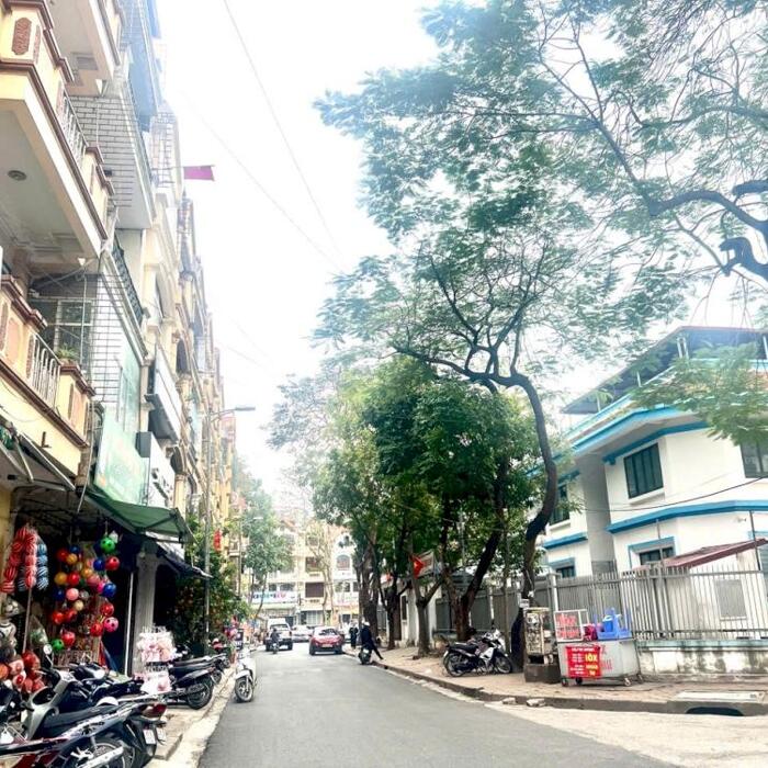 Hình ảnh Bán Nhà Lịnh Đàm- 75m- 5m- 5.7m MT siệu rộng- Vip- Vị trí cực hiếm- Kinh doanh, văn phòng.... 0