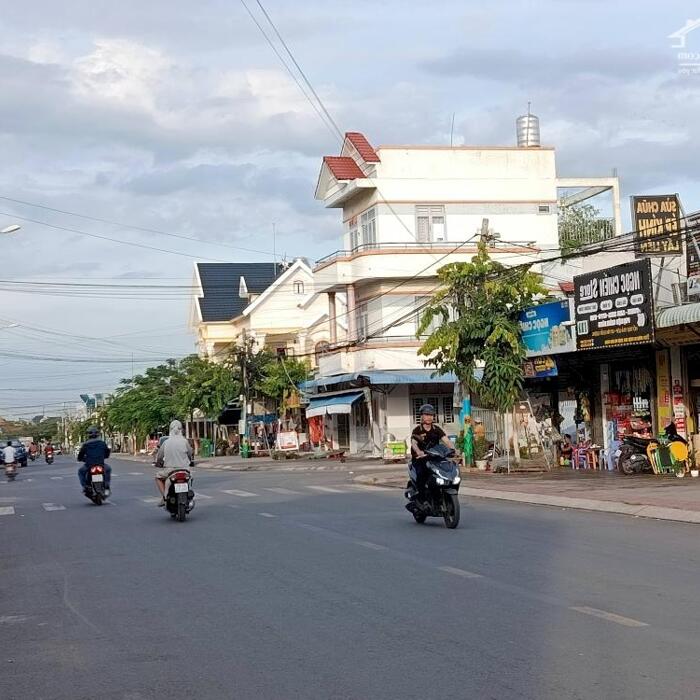 Hình ảnh Chủ bán Gấp Nhà MT Kinh doanh, Trong KDC Thuận Giao, Giảm giá còn hơn 4 tỷ xíu 3