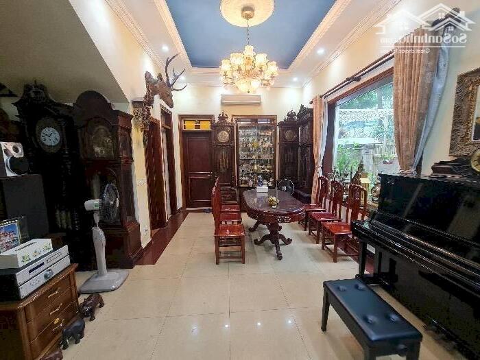 Hình ảnh Bán BT Linh Đàm- 195m- 16m MT- Trung tâm VIP- Hiếm- Thang máy Nhập- Nội Thất Gỗ Lim 100% 1