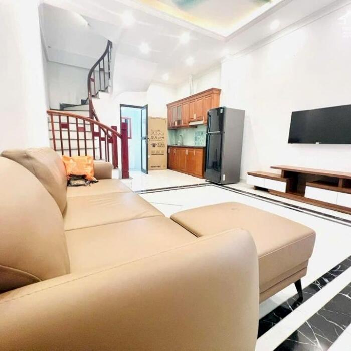 Hình ảnh Bán nhà tổ 2 Phúc Lợi – 30m² x 4.5 tầng – cách ô tô 20m – sổ riêng – chỉ 4,65 tỷ (TL) 1