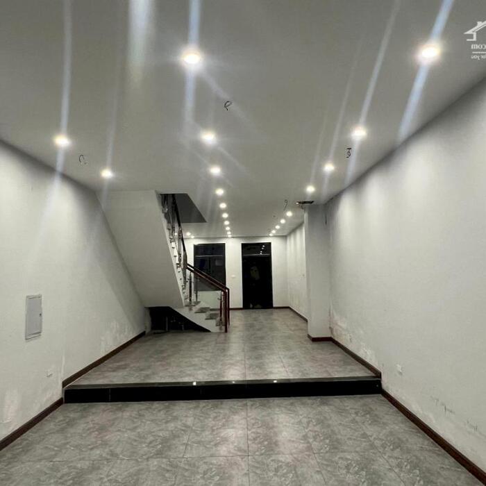Hình ảnh Bán Nhà Liền Kề VIỆT KIỀU CHÂU ÂU , Hà Đông 77m2 4 Tầng, MT 4,5m, Vỉa Hè Kinh Doanh, Ô Tô Tránh Dừng Đỗ 4