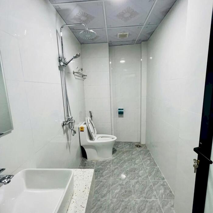 Hình ảnh NHÀ ĐẸP SIÊU HIẾM PHỐ VĂN CHƯƠNG -ĐỐNG ĐA - 6T THANG MÁY - GẦN PHỐ - 3 BƯỚC RA HỒ 3