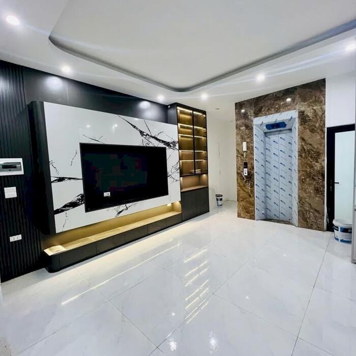 Hình ảnh NHÀ ĐẸP SIÊU HIẾM PHỐ VĂN CHƯƠNG -ĐỐNG ĐA - 6T THANG MÁY - GẦN PHỐ - 3 BƯỚC RA HỒ 1
