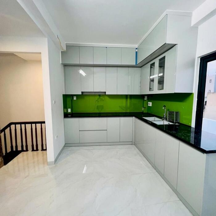 Hình ảnh NHÀ ĐẸP SIÊU HIẾM PHỐ VĂN CHƯƠNG -ĐỐNG ĐA - 6T THANG MÁY - GẦN PHỐ - 3 BƯỚC RA HỒ 6