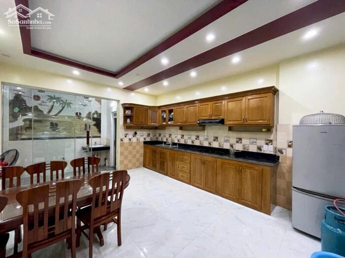 Hình ảnh Bán nhà 4 tầng 90m2 phố Thư Trung, tuyến 2 đường Tô Vũ, Văn Cao, Hải Phòng 1